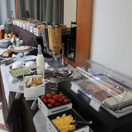 Augustus Hotel ออตตาวิอาโน ภายนอก รูปภาพ