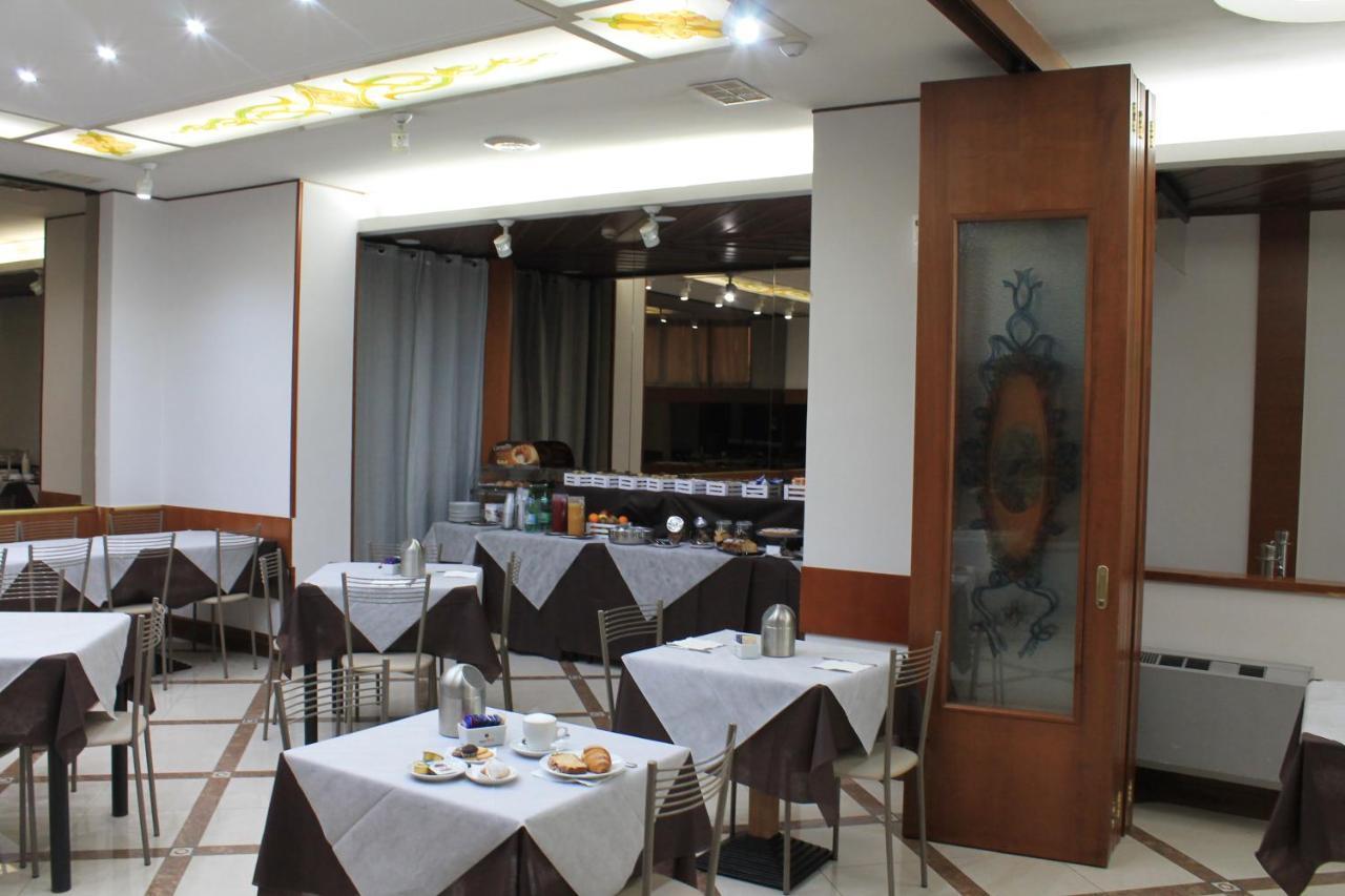 Augustus Hotel ออตตาวิอาโน ภายนอก รูปภาพ