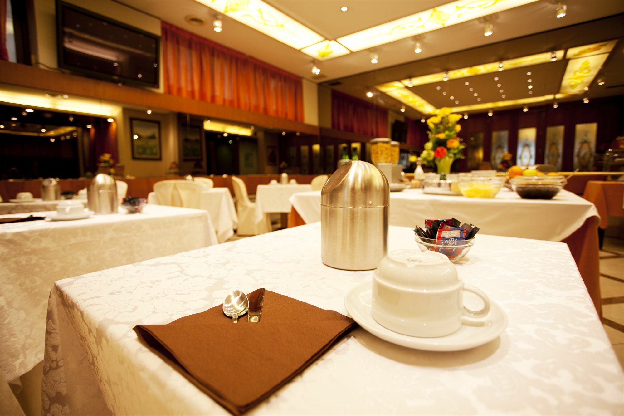 Augustus Hotel ออตตาวิอาโน ภายนอก รูปภาพ