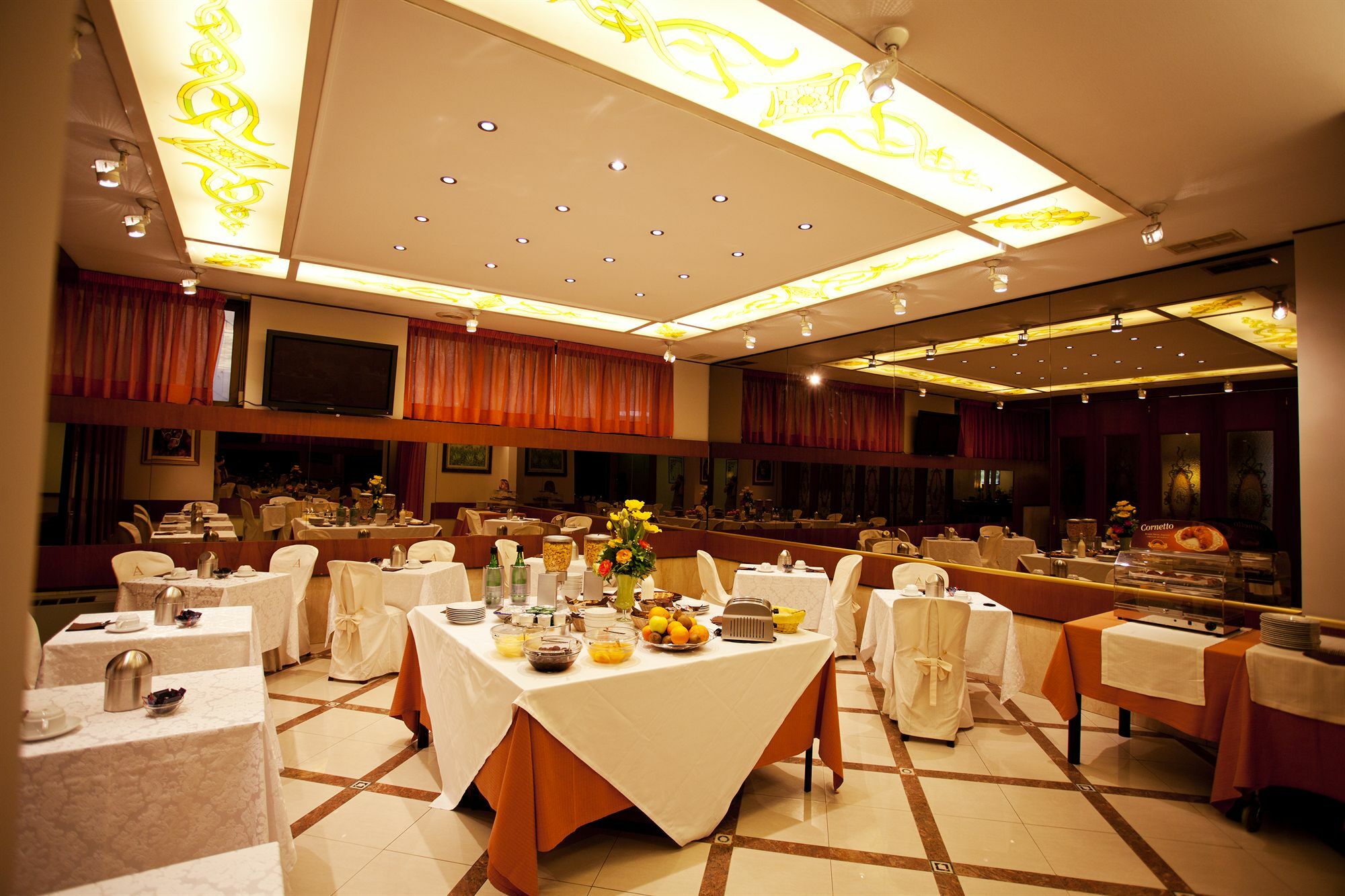 Augustus Hotel ออตตาวิอาโน ภายนอก รูปภาพ